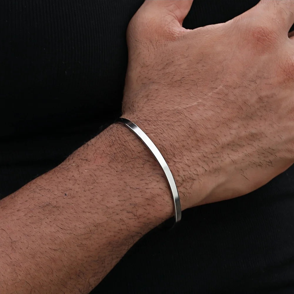 Kit Pulseira + Bracelete Mascunlino Ares em Aço Inoxidável
